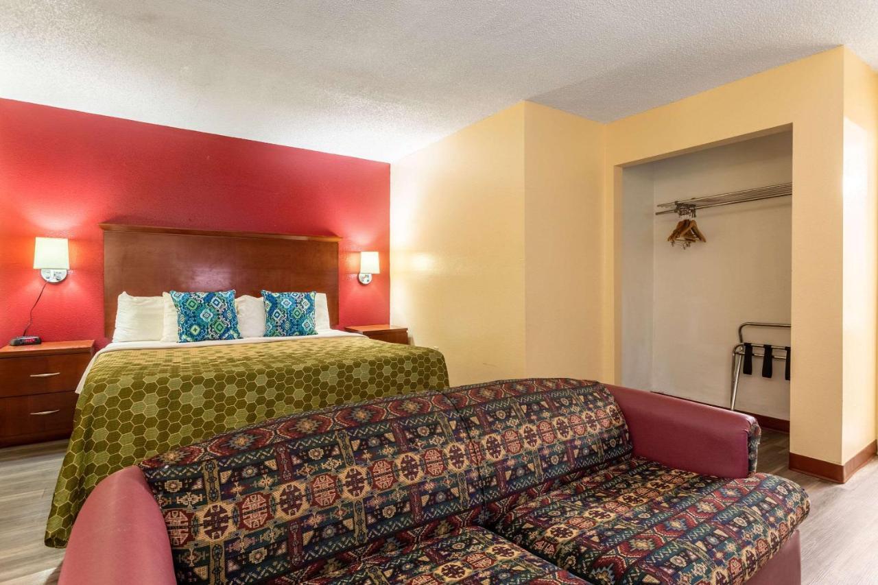 Econo Lodge Gallup Exteriér fotografie